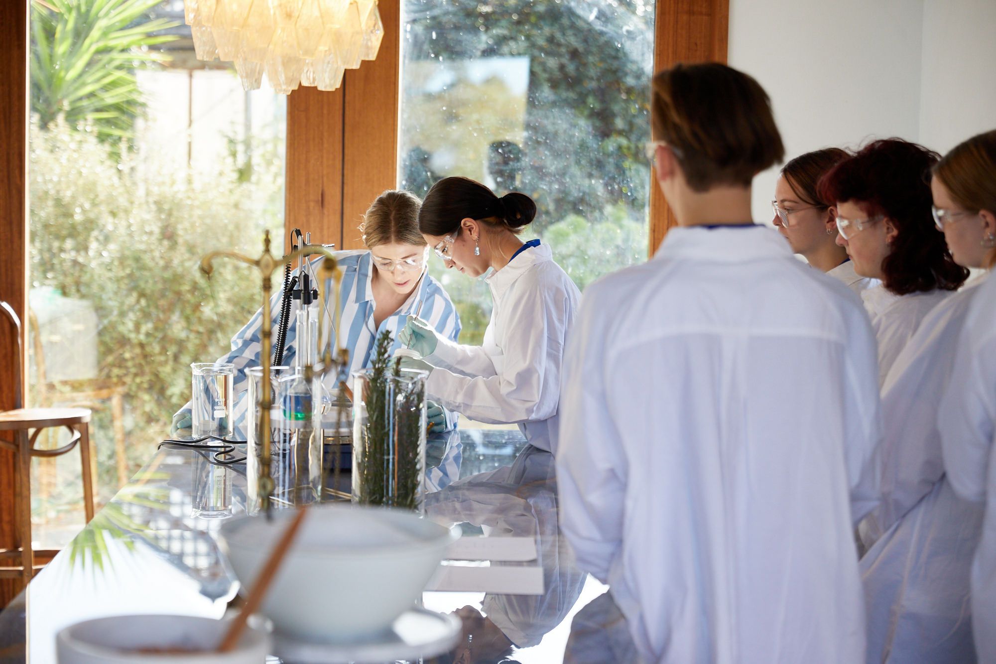 Students in class in beauty lab